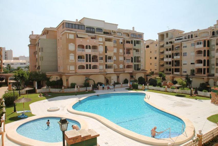 Apartment To Rent In Costa Blanca Торрев'єха Екстер'єр фото
